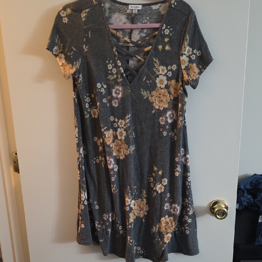 Knox Rose Gray Floral Mini Dress